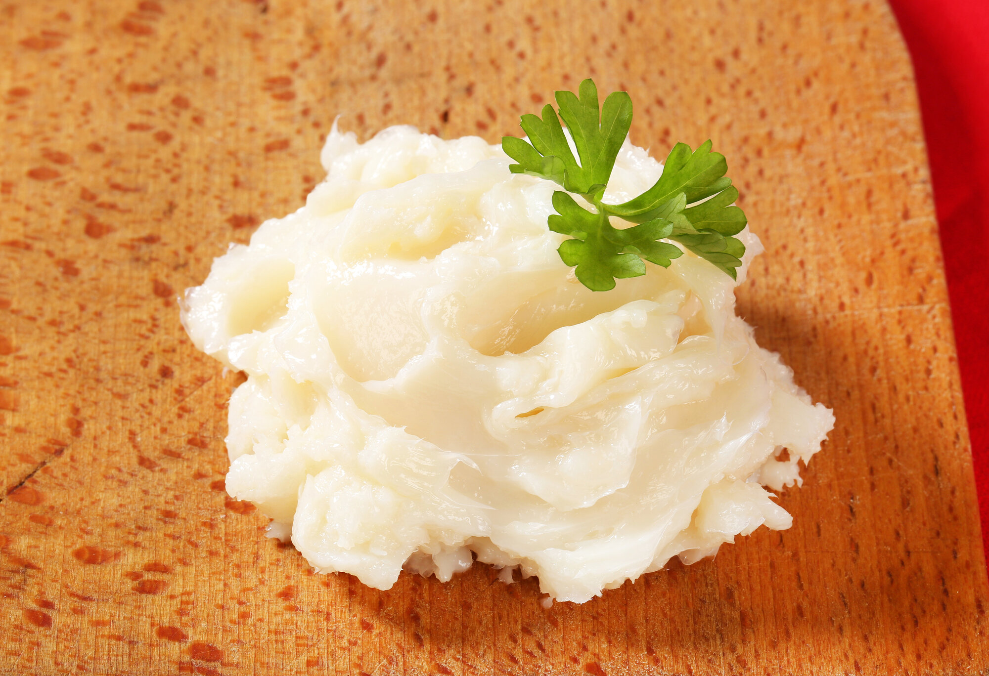 ラードとは？牛脂との違いや使い方、プロ推奨の活用術を解説