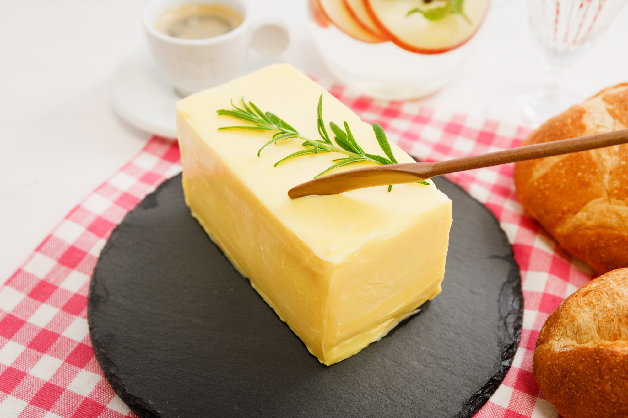 バターダイエット効果とやり方解説！太る誤解を解く脂質摂取量ガイド