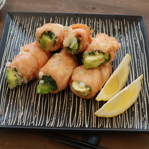 Avocado and salmon fritto